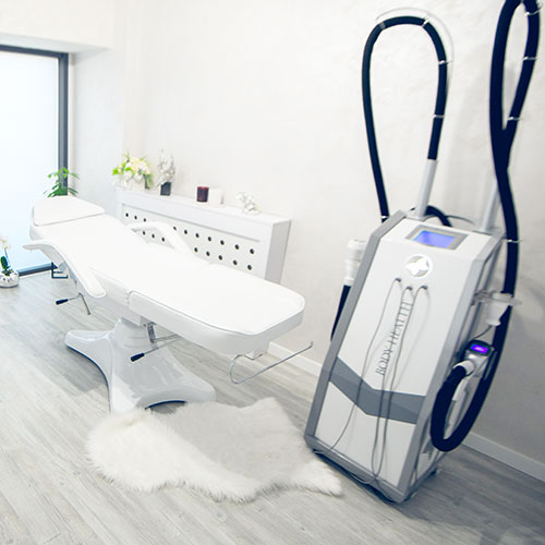 Abonament 4 şedinţe: protocol remodelare corporală (HIMFU + CRIORADIOFRECVENŢĂ + MASAJ TRANSDERMIC)