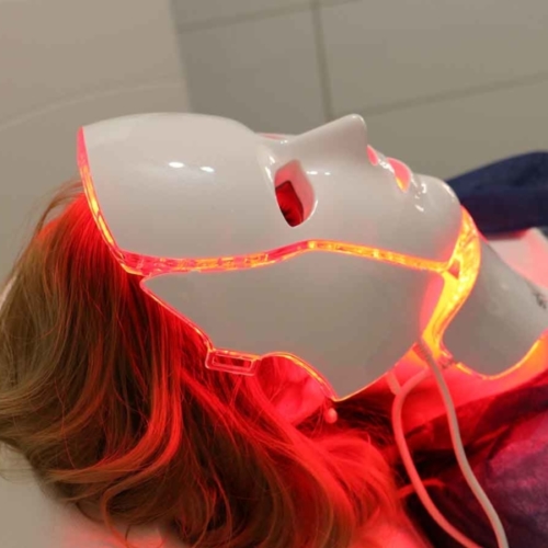 Pachet 5 şedinţe + 1 gratis Masca Skin Tech led + infrared + Galvanic + Ser Bruno Vassari